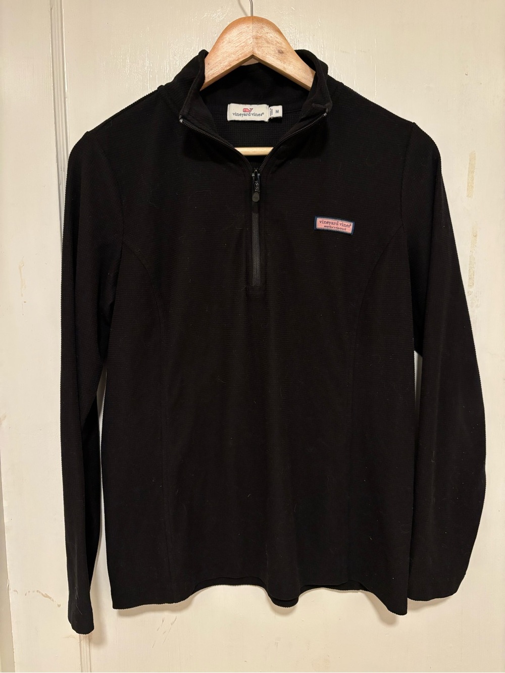 Vineyard Vines Men’s Black Half-Zip Pullover with Logo Patch